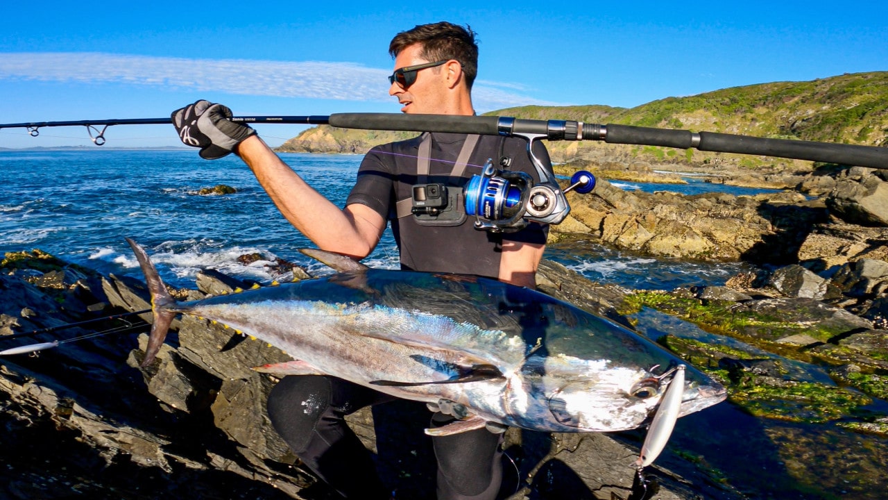 Catching Pelagics Off the Rocks with Jonny Brooks