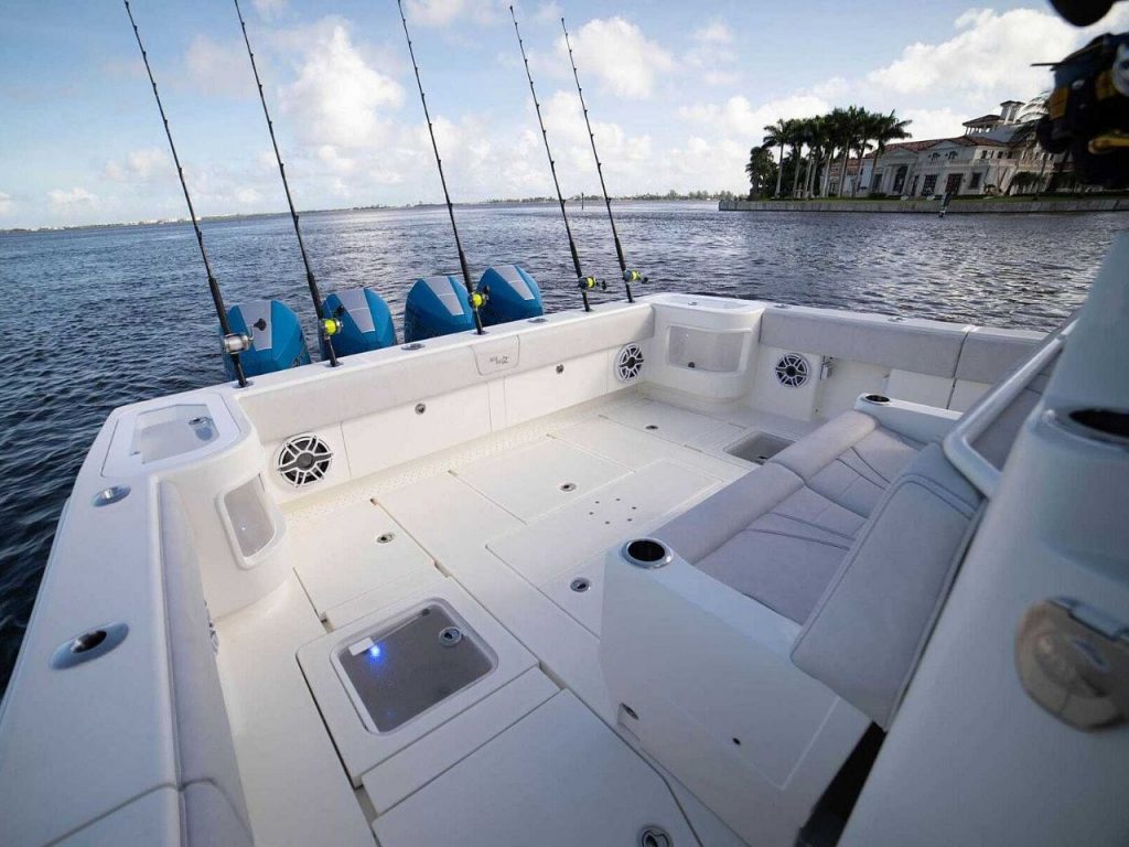 Spacious Seavee 450z