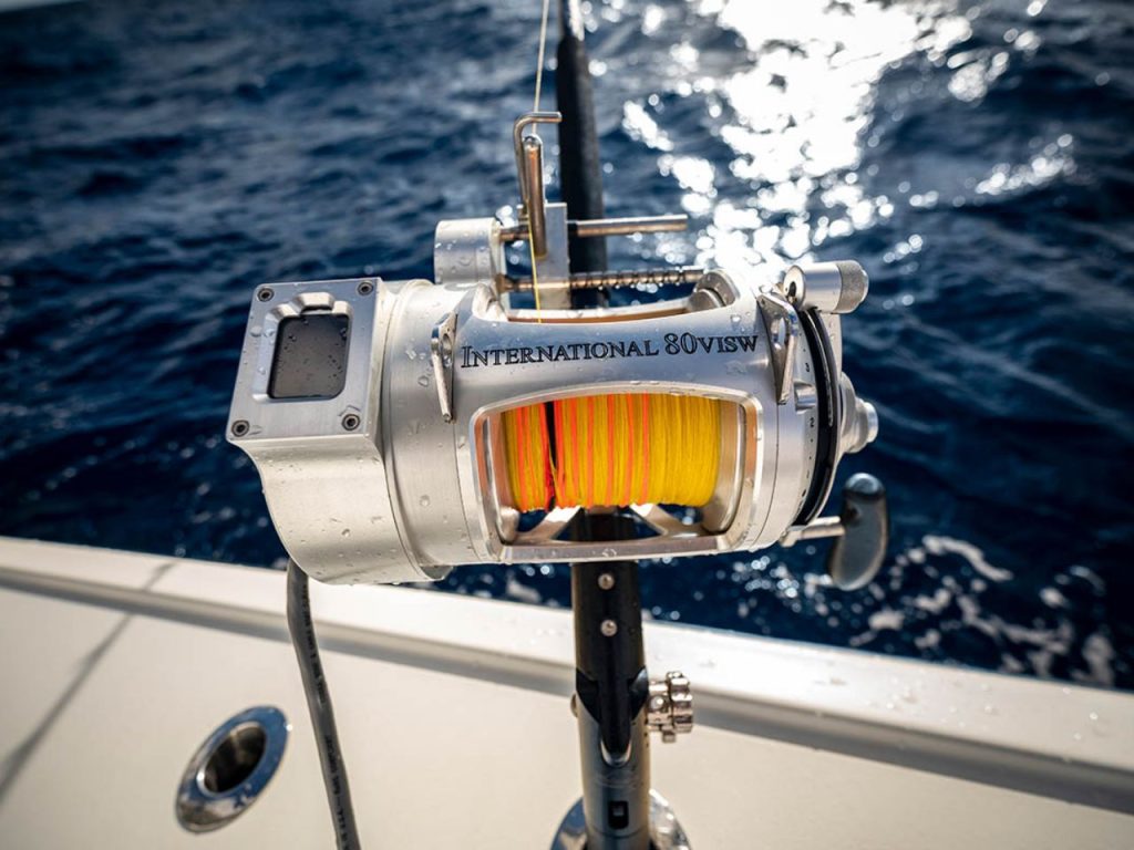 Longline Fishing Deep Sea using large and powerful electric reel 
