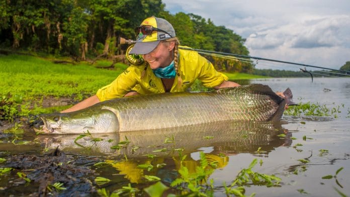 Arapaima-fly-fishing-amazon